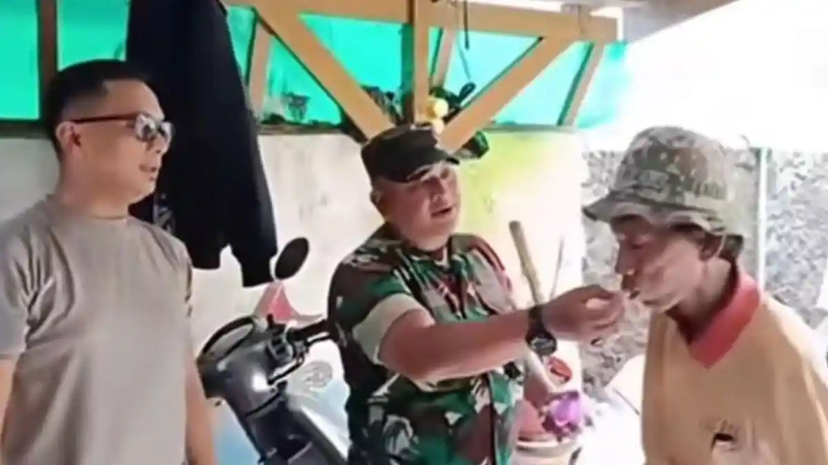 Bapak Penjual Es Gabus