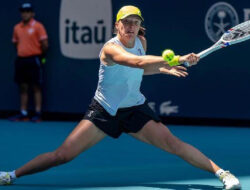 Dominasi Tanpa Cela! Iga Swiatek Tantang Rybakina di Perempat Final Australian Open 2026