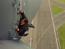 Aksi Nekat Tom Cruise Bikin Asuransi Hollywood Ketar-ketir, Risiko Nyawa hingga Ratusan Juta Dolar