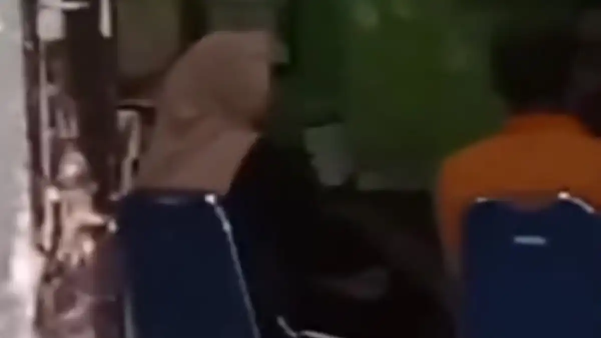 Guru di SD Jember Telanjangi Siswa