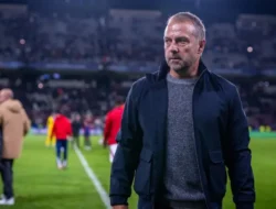 Hansi Flick Kecam VAR Usai Barcelona Dibantai Atletico Madrid 0-4