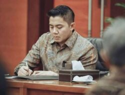 Hari Pers Nasional 2026: Seskab Teddy Tegaskan Peran Strategis Pers untuk Demokrasi