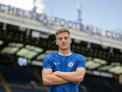 Liam Delap Kehilangan Peluang Emas Chelsea vs Hull City, Tapi Tetap Bersinar dengan 3 Assist