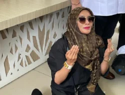 Gugatan Praperadilan Richard Lee Ditolak PN Jaksel, Doktif Langsung Sujud Syukur