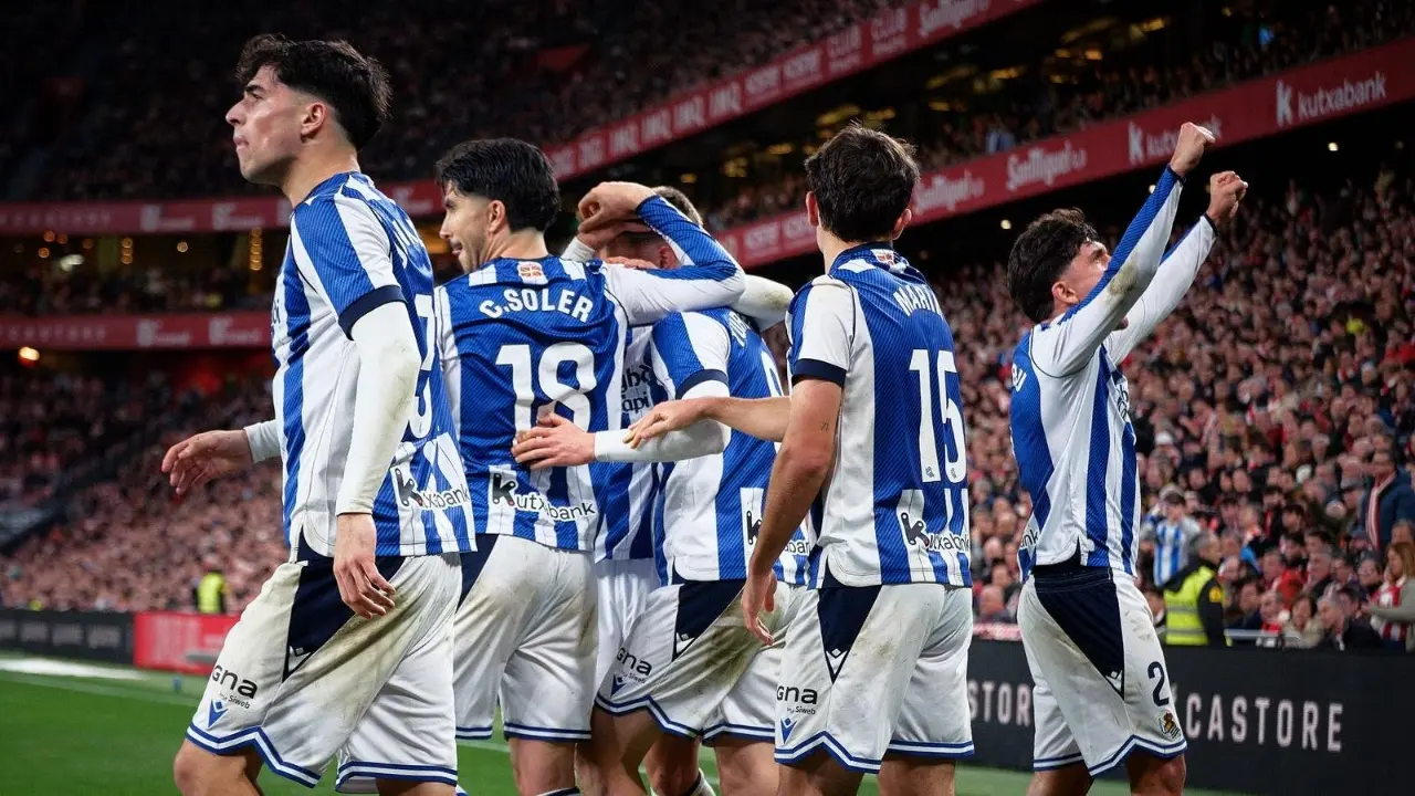 Real Sociedad Kalahkan Athletic Bilbao