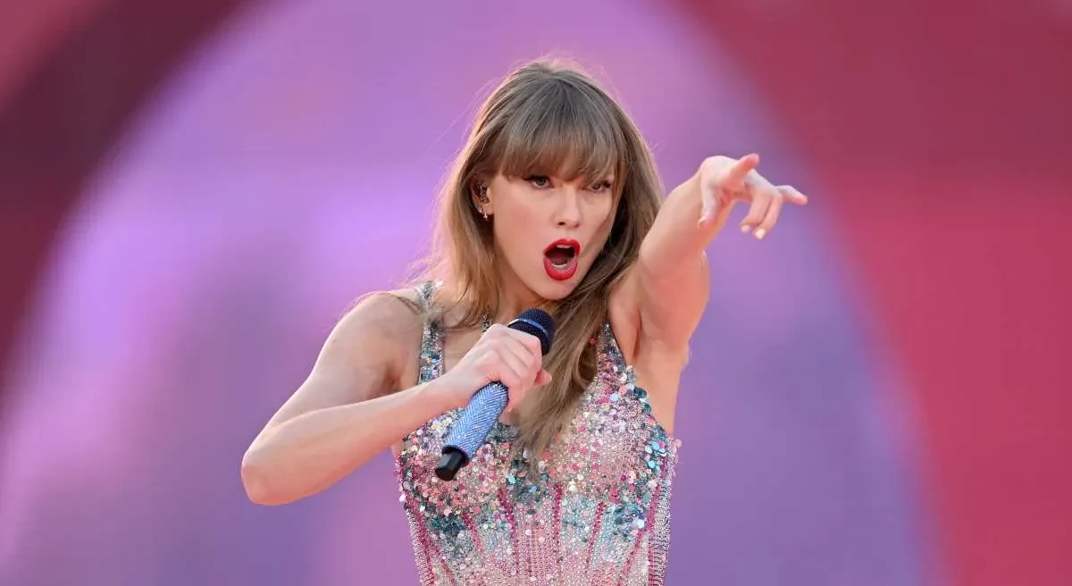 Taylor Swift Raih Gelar Artis Terlaris Global 2025