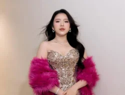 Tiara Andini Bak Barbie Hidup, Tampil Glamor di Panggung Pernikahan