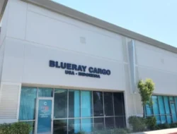 Terbongkar! Modus Blueray Cargo Loloskan Barang Impor KW Lewat Rekayasa Jalur Bea Cukai