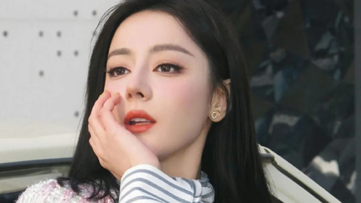 Dilraba Dilmurat Terdampar di Dubai