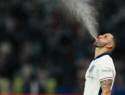 Kyle Walker Resmi Pensiun dari Timnas Inggris: Akhiri Karier Gemilang