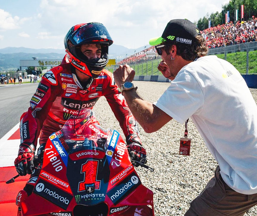 Valentino Rossi dan Francesco Bagnaia