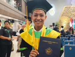 Beckham Putra Resmi Sarjana Ilmu Pemerintahan Unjani