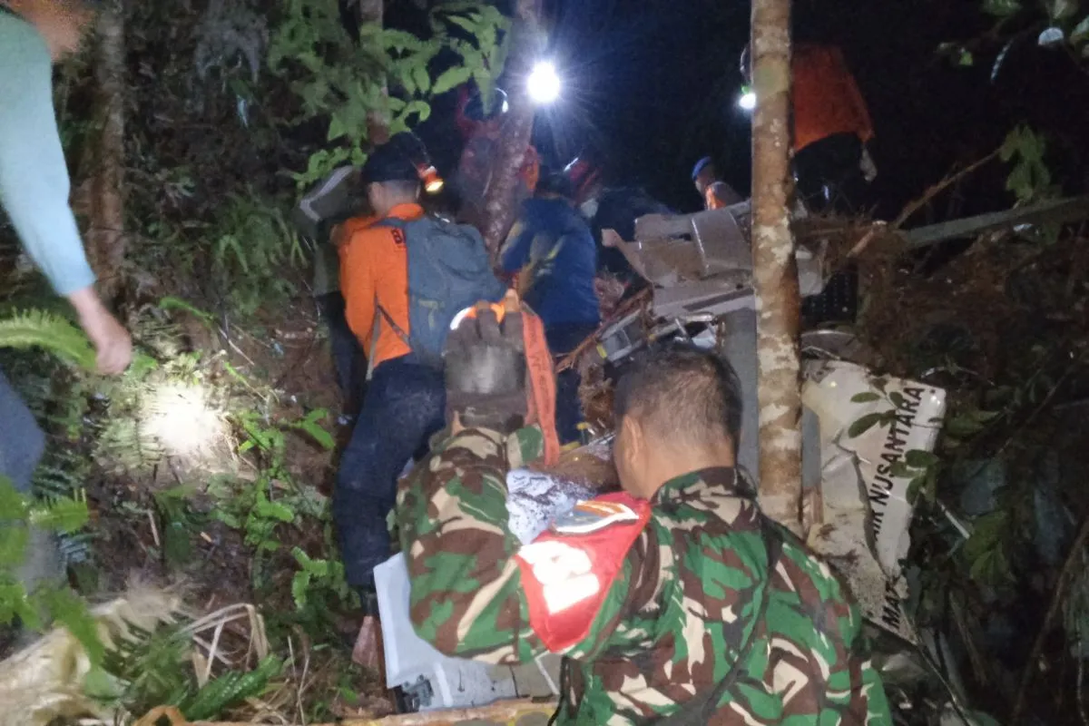 Helikopter Jatuh di Sekadau