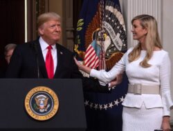 Ivanka Trump Tersentuh Ungkap Kehilangan Keluarga dan Tekanan Hidup dalam Podcast Emosional