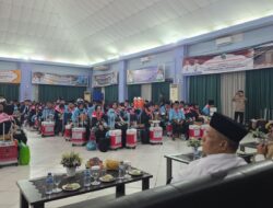 Jemaah Calon Haji Riau Diberangkatkan ke Madinah, SF Hariyanto Tekankan Kesehatan dan Kebersamaan