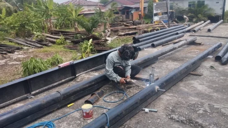 Jembatan Merah Putih Presisi Tahap II Dikebut, Polisi Dumai dan Warga Gotong Royong