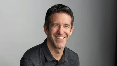 John Ternus Resmi Pimpin Apple Mulai 1 September 2026