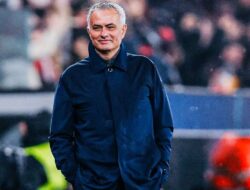 Jose Mourinho: Newcastle United Pertimbangkan Perubahan Besar di Kursi Pelatih