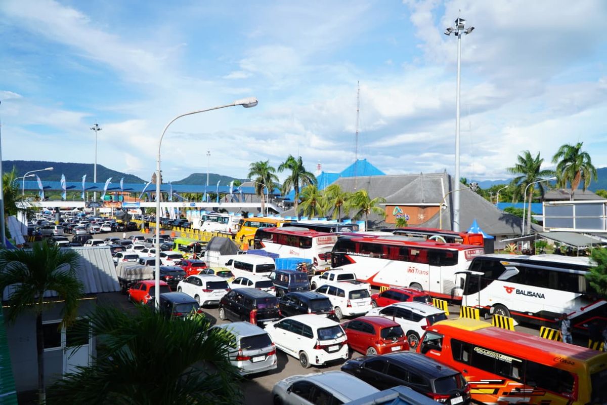 Kemenhub Soroti Kepadatan Gilimanuk dalam Angkutan Lebaran 2026