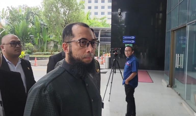 Khalid Basalamah Diperiksa KPK