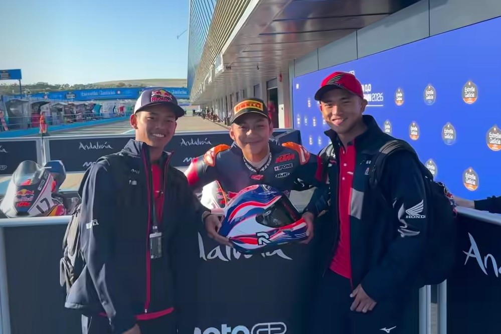 Pembalap Indonesia Kiandra Ramadhipa, Veda Pratama dan Mario Aji