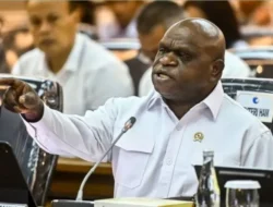 Natalius Pigai Sayangkan Pelaporan Akademisi Feri Amsari Terkait Kritik Kebijakan