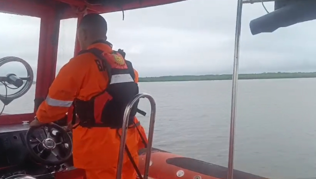 Pencarian Korban Loncat dari Kapal Dumai Line di Selat Meranti Masih Berlanjut