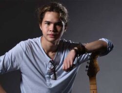 Profil Dul Jaelani, Putra Bungsu Ahmad Dhani dan Maia Estianty yang Meniti Karier Musik