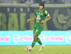 Rachmat Irianto Soroti Persaingan Juara Usai Persebaya Kalah dari Persija