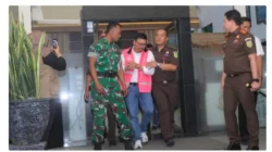 Tangis Ketua DPRD Magetan Suratno