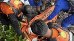 Tim SAR Temukan Penumpang Kapal Dumai Line di Selat Meranti Setelah 8 Hari Pencarian