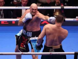 Tyson Fury Tundukkan Makhmudov dalam Comeback di Tottenham Hotspur