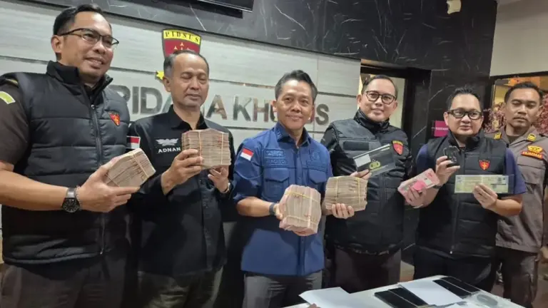 Kejaksaan Tinggi Jawa Timur Dalami Aliran Dana Roy dalam Kasus Pungli ESDM