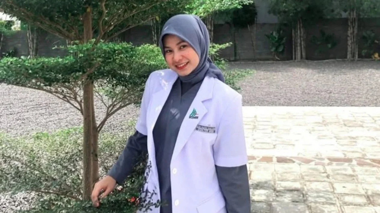 dr Myta Aprilia Azmy