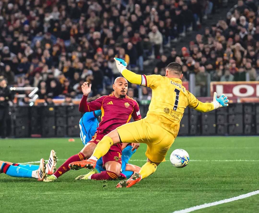 AS Roma vs Cagliari: Malen Bawa Giallorossi Menang 2-0 di Olimpico