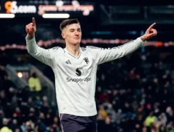 Benjamin Sesko Bersinar di Manchester United, Gol Krusial dan Dukungan Dalot Jadi Kunci