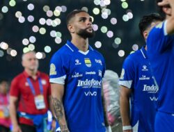 Persib Bandung Tertinggal 0-3 dari Ratchaburi, Bojan Hodak Soroti Lini Tengah