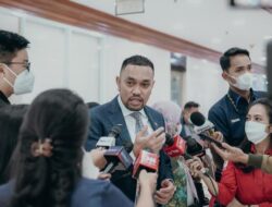 Ahmad Sahroni Salurkan Seluruh Gaji DPR untuk Sosial Melalui Kitabisa