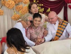 Dujduan Ketsaro Viral, Wanita Thailand Menikah dengan Dua Pria Austria Sekaligus