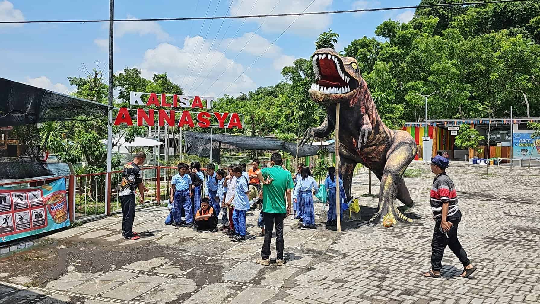 Annasya Waterpark Kalisat Jember