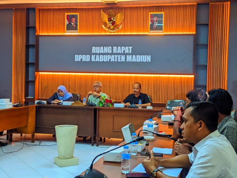 DPRD Kabupaten Madiun Panggil Manajemen CV Sukses Jaya Abadi Terkait Dugaan Penahanan Ijazah