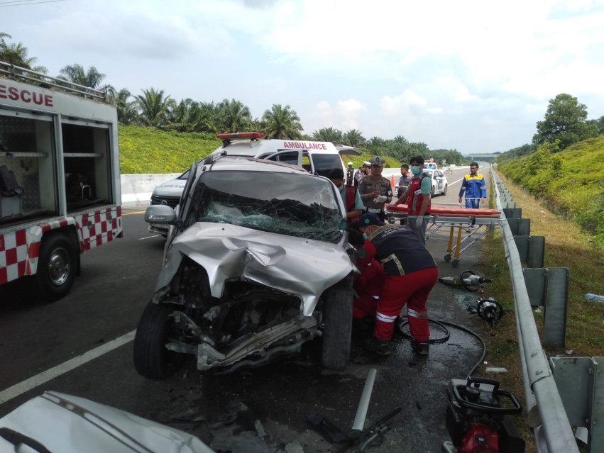 Kecelakaan Tol Pekanbaru Dumai