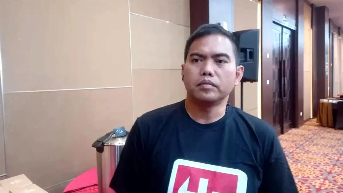 Muhammad Suryo Bos Rokok HS