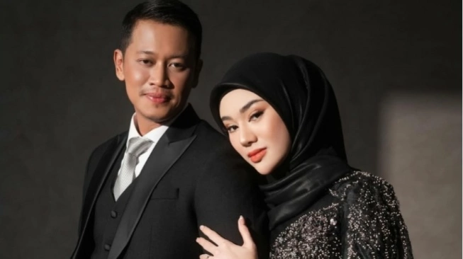 Suami Clara Shinta Viral Twitter