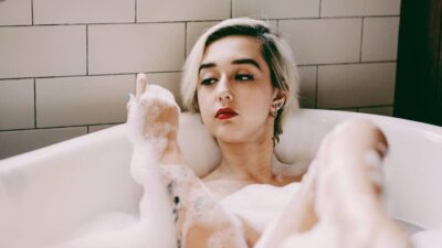 Love Scamming Seret Fabiola Elizabeth Agnes
